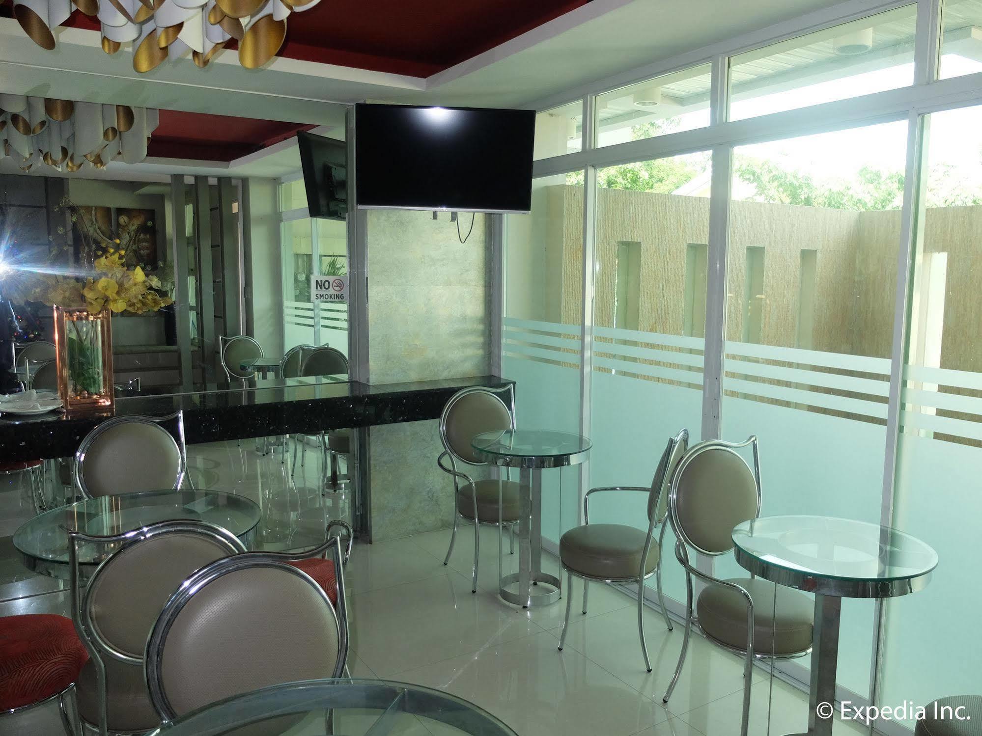 Klm Condotel Ángeles Extérieur photo